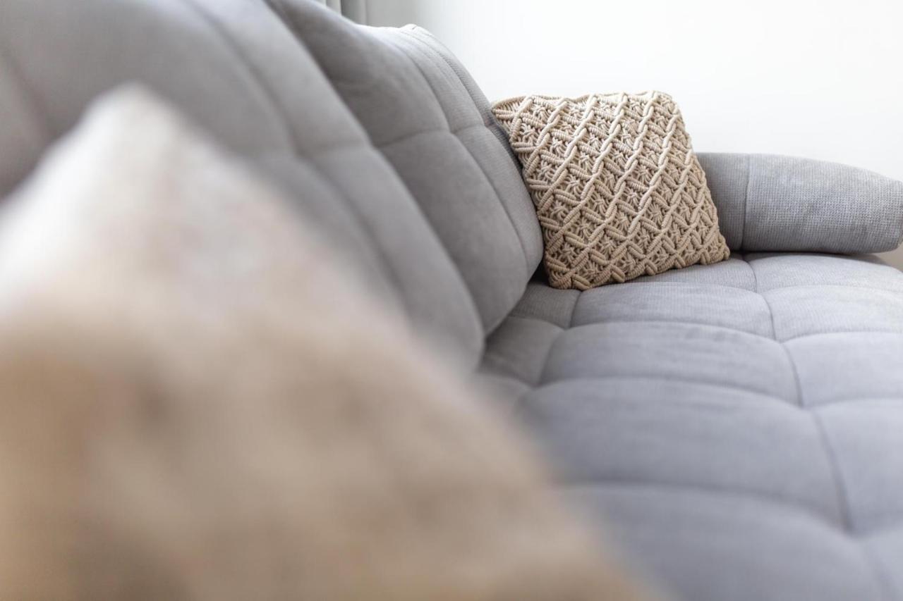 Koje Eins I Grosses Apartment Mit 2 Schlafzimmern Μπρέμερχαφεν Εξωτερικό φωτογραφία
